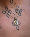 Vinca Pendant
